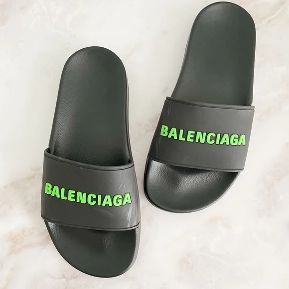 BALENCIAGA || Women’s Pool Slides In Black/Fluo Green - Picture 4 of 14